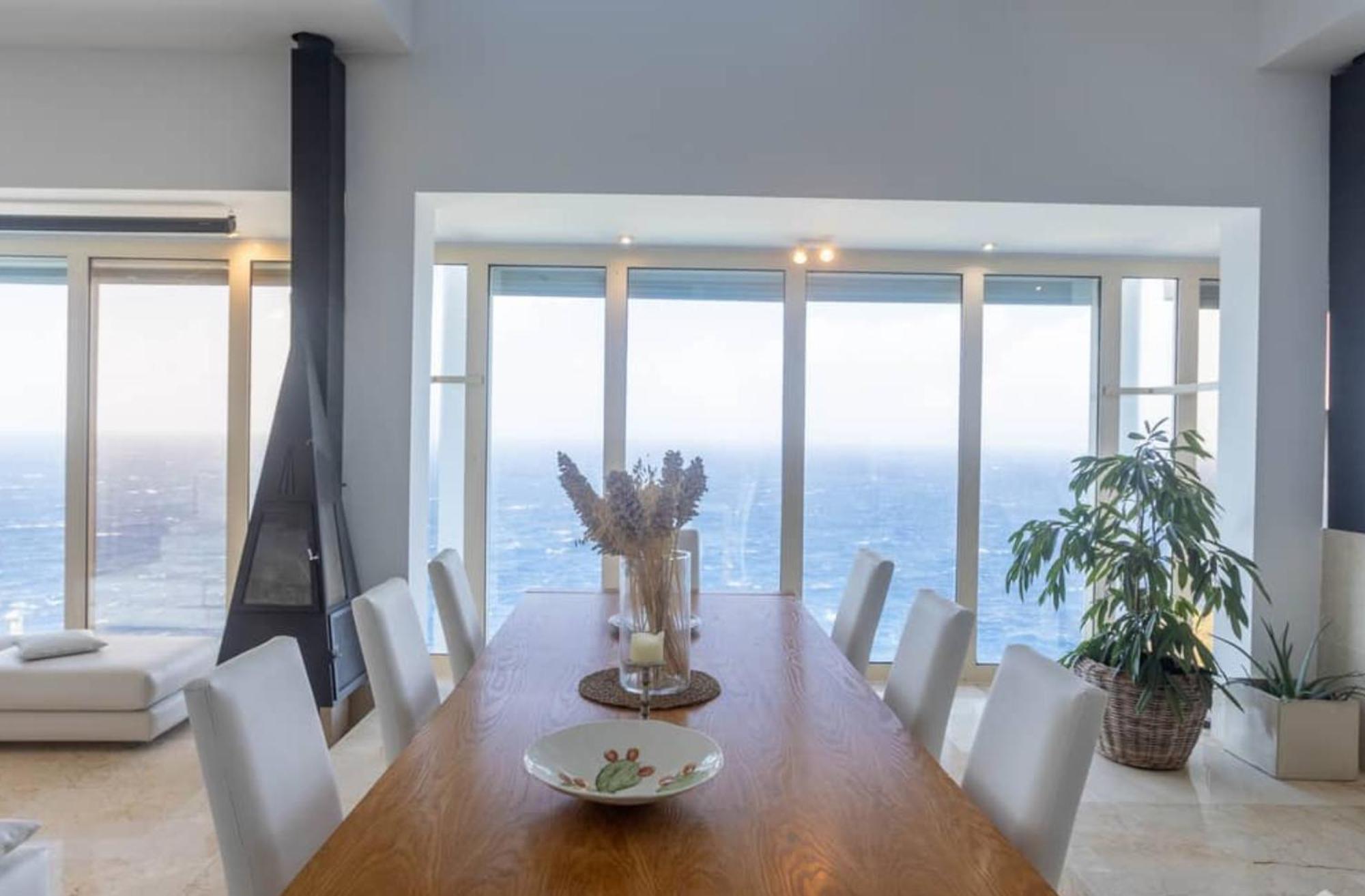 Exclusive Seafront Villa,Private Pool,Gym,Bbq El Toro  Exterior photo